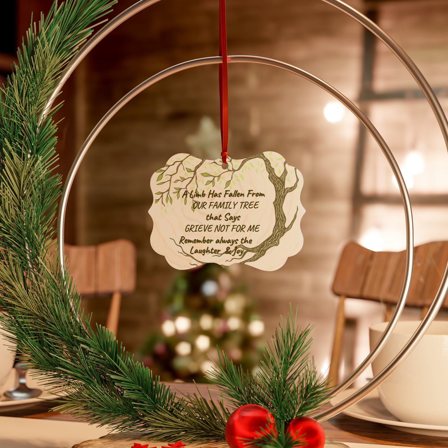 Elegant Memorial Ornaments! A Gentle Tribute Captured in Scalloped Elegance.