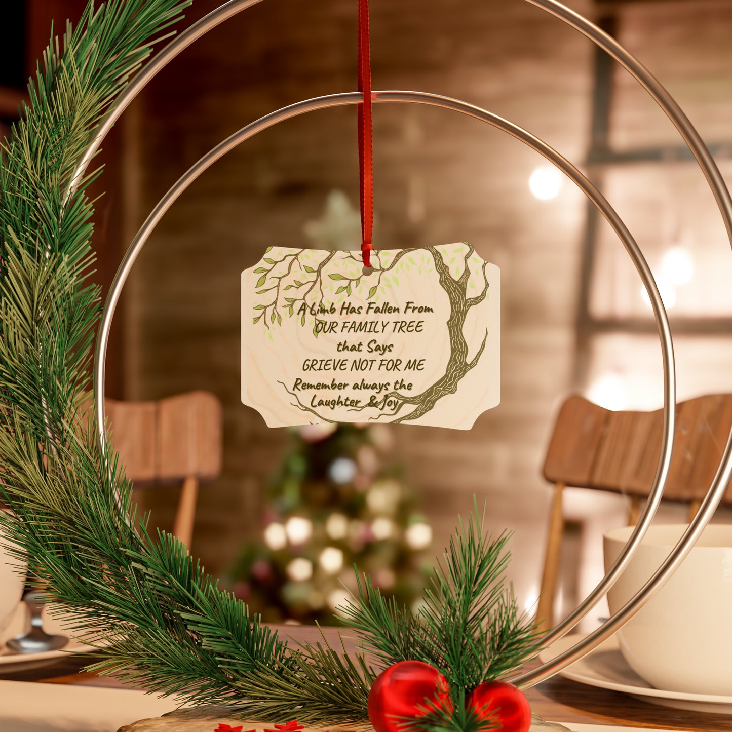 Elegant Memorial Ornaments! A Gentle Tribute Captured in Scalloped Elegance.